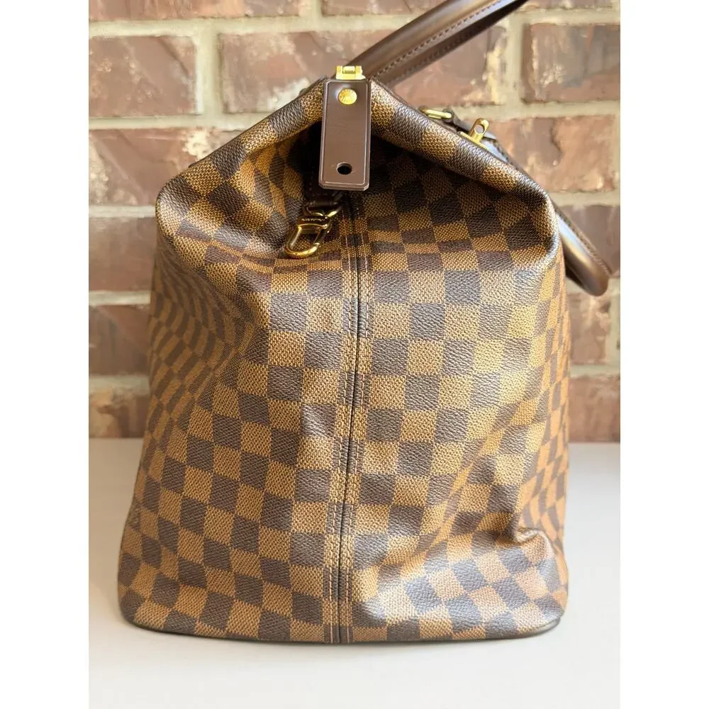 Louis Vuitton color brown